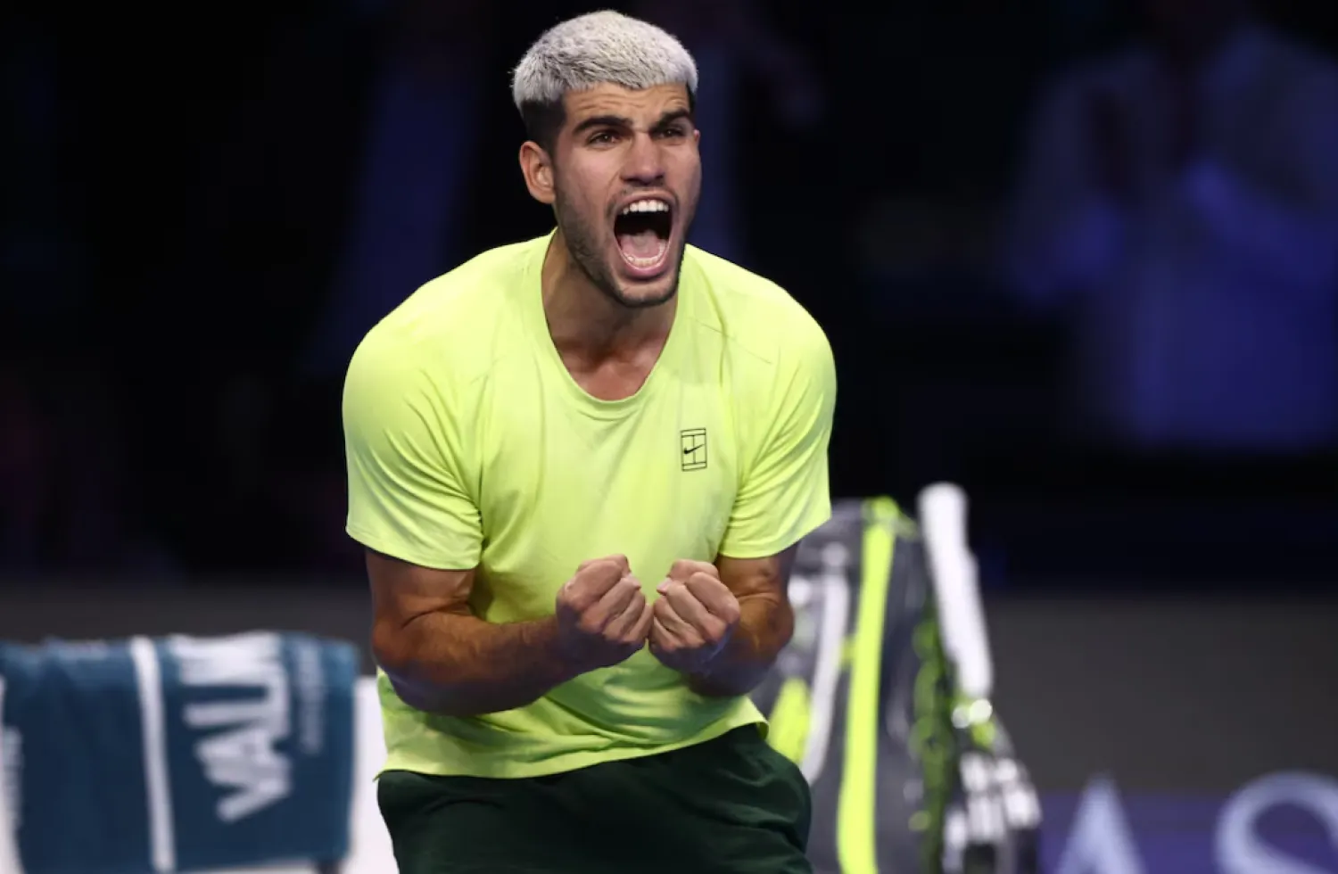 Tennis - ATP Finals - Turin - Palasport Olimpico, Turin, Italy - November 13, 2025 Spain's Carlos Alcaraz celebrates after winning his group stage match against Italy's Lorenzo Musetti REUTERS/Guglielmo Mangiapane 