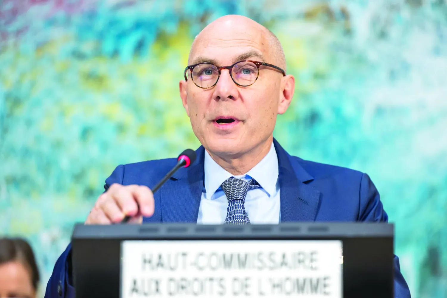 المفوض السامي للأمم المتحدة لحقوق الإنسان فولكر تورك يتحدث عن الفاشر في جنيف (إ.ب.أ)