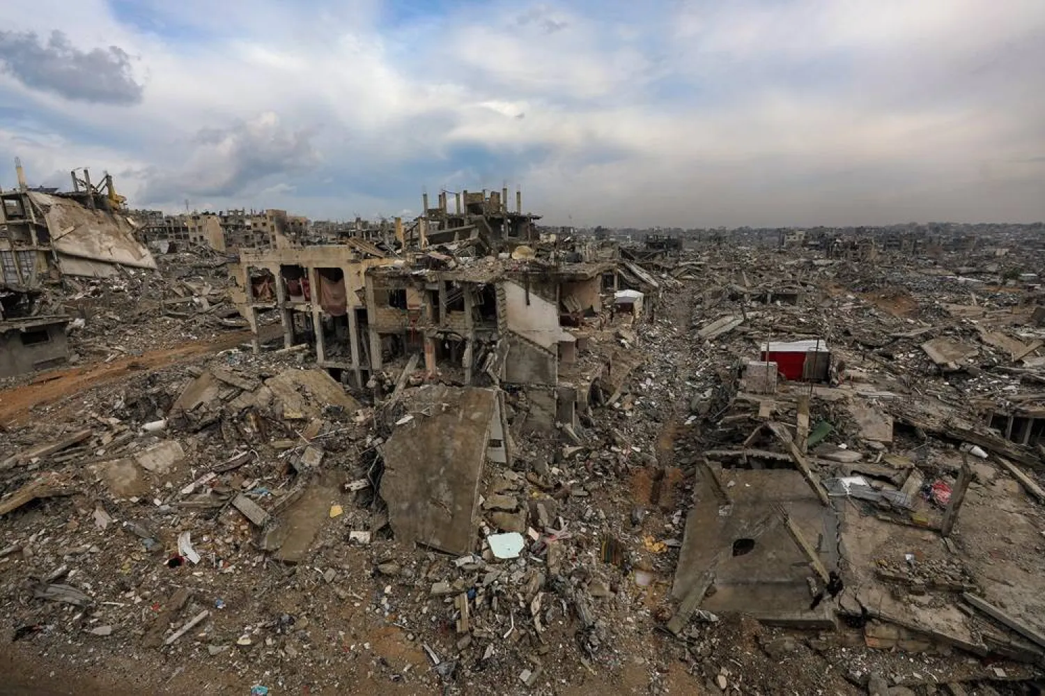  The ruins of destroyed buildings in the Sheikh Radwan neighborhood of Gaza City, Gaza Strip, 14 November 2025, amid a ceasefire between Israel and Hamas. (EPA)