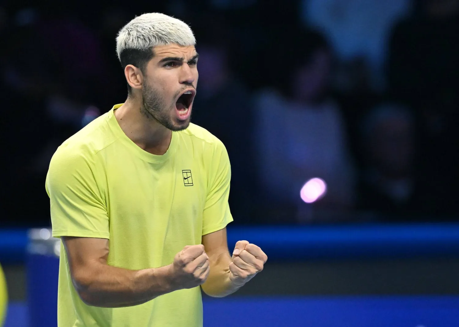 ألكاراس محتفلاً بالفوز (إ.ب.أ)