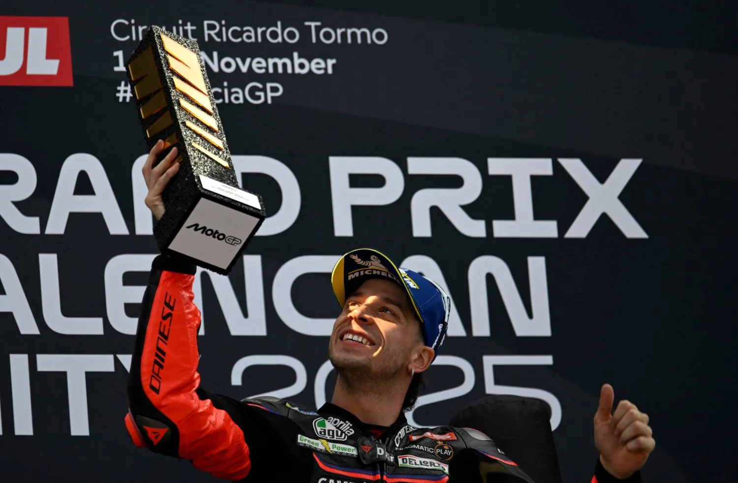 ماركو بتسيكي بطلاً لسباق فالنسيا في «موتو جي بي» (رويترز)