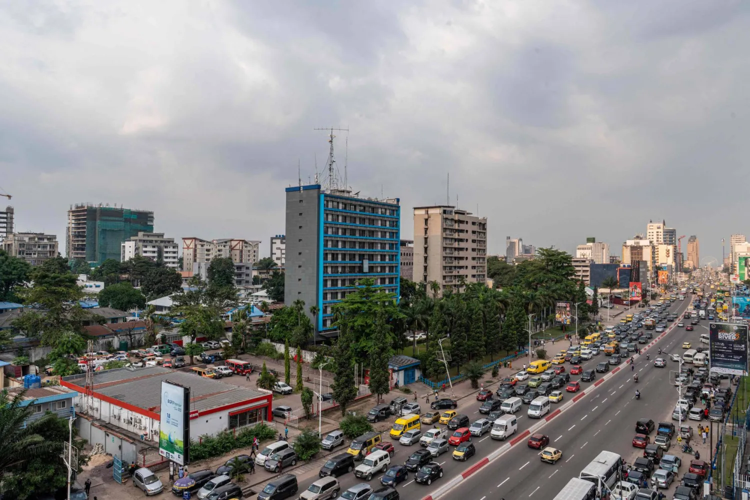 صورة عامة لعاصمة الكونغو الديمقراطية كينشاسا (أ.ف.ب)