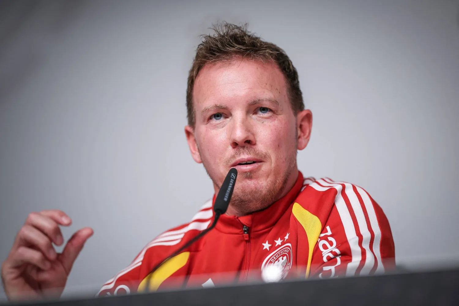 يوليان ناغلسمان مدرب ألمانيا (أ.ف.ب)