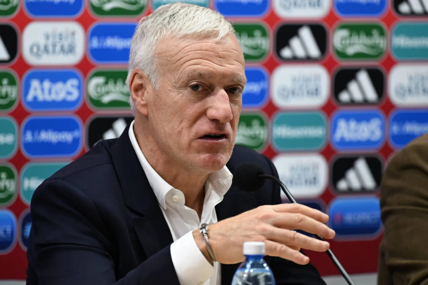 ديدييه ديشان المدير الفني لمنتخب فرنسا (أ.ب)