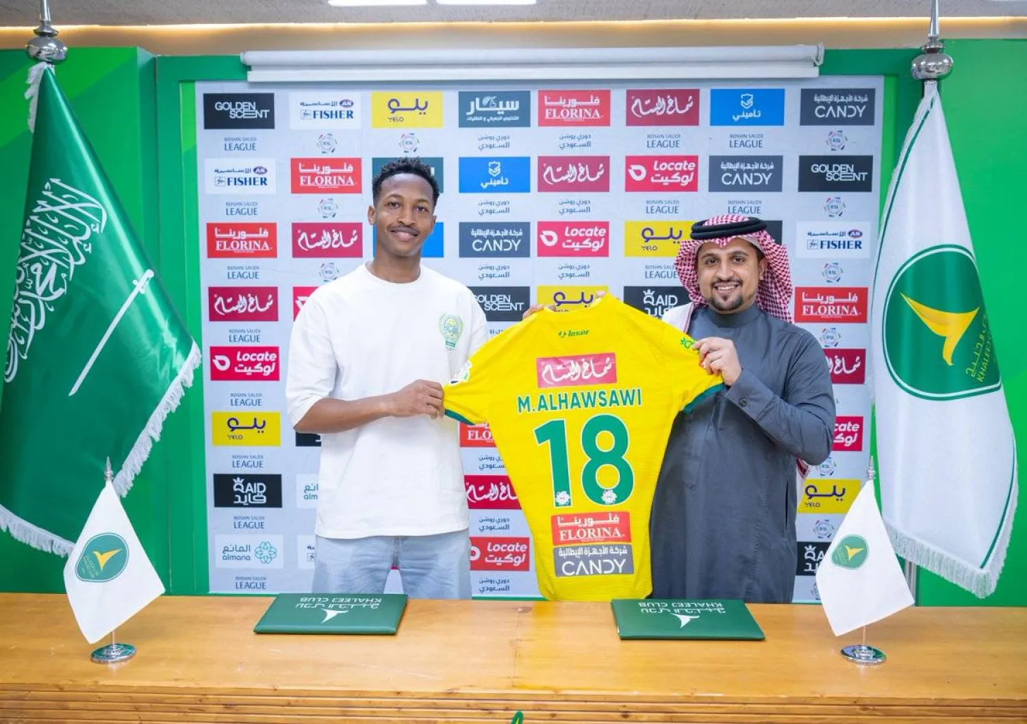 مراد هوساوي وقع لنادي الخليج حتى 2029 (نادي الخليج)