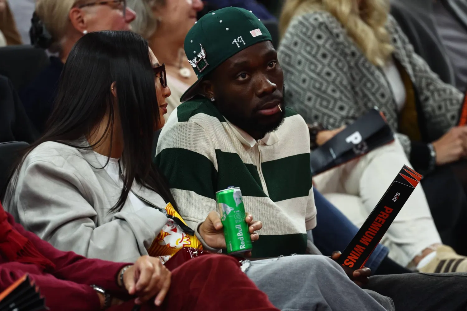 الظهير الدولي الكندي ألفونسو ديفيز (إ.ب.أ)