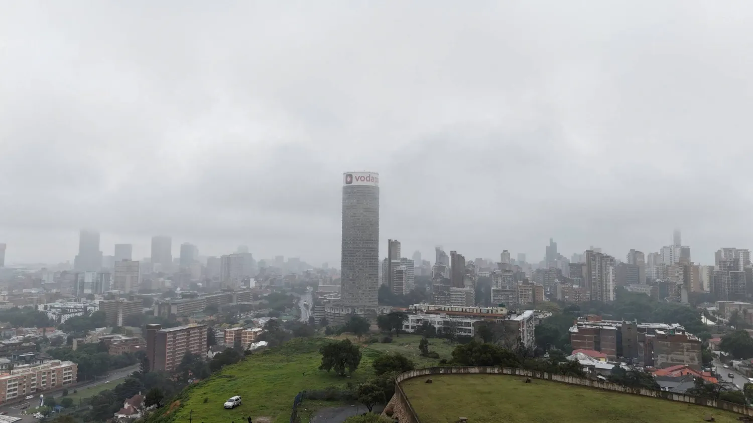 صورة عامة من مدينة جوهانسبرغ في جنوب أفريقيا 17 نوفمبر 2025 (رويترز)
