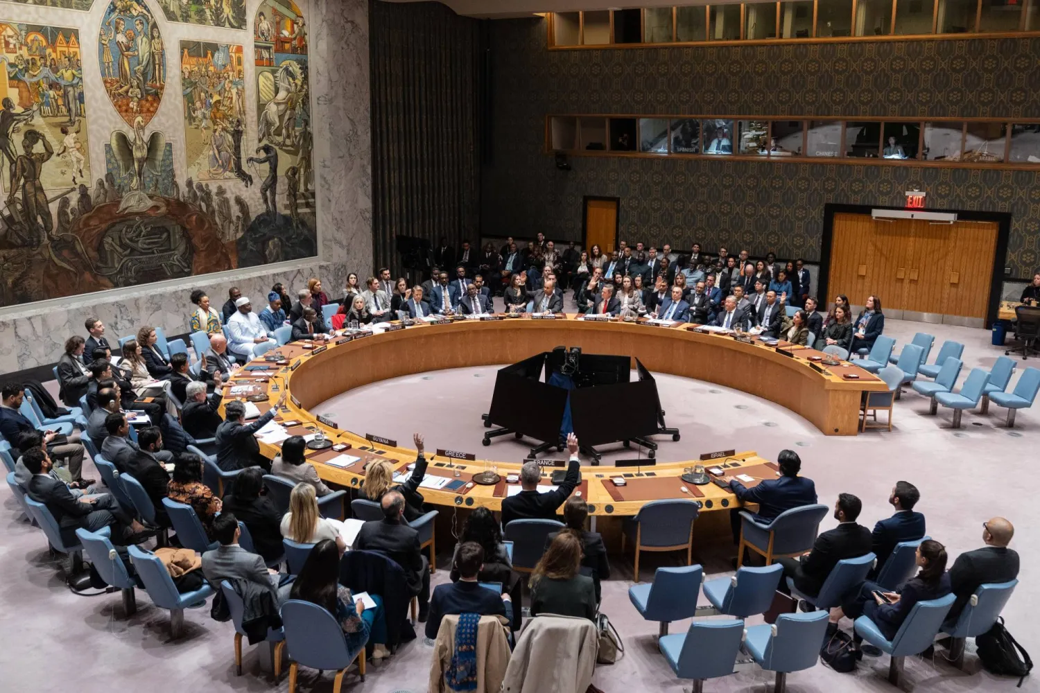 17 November 2025, US, Bronx: The members of the UN Security Council vote at UN headquarters on a draft resolution introduced by the USA to authorize an international stabilization force in Gaza. (dpa)