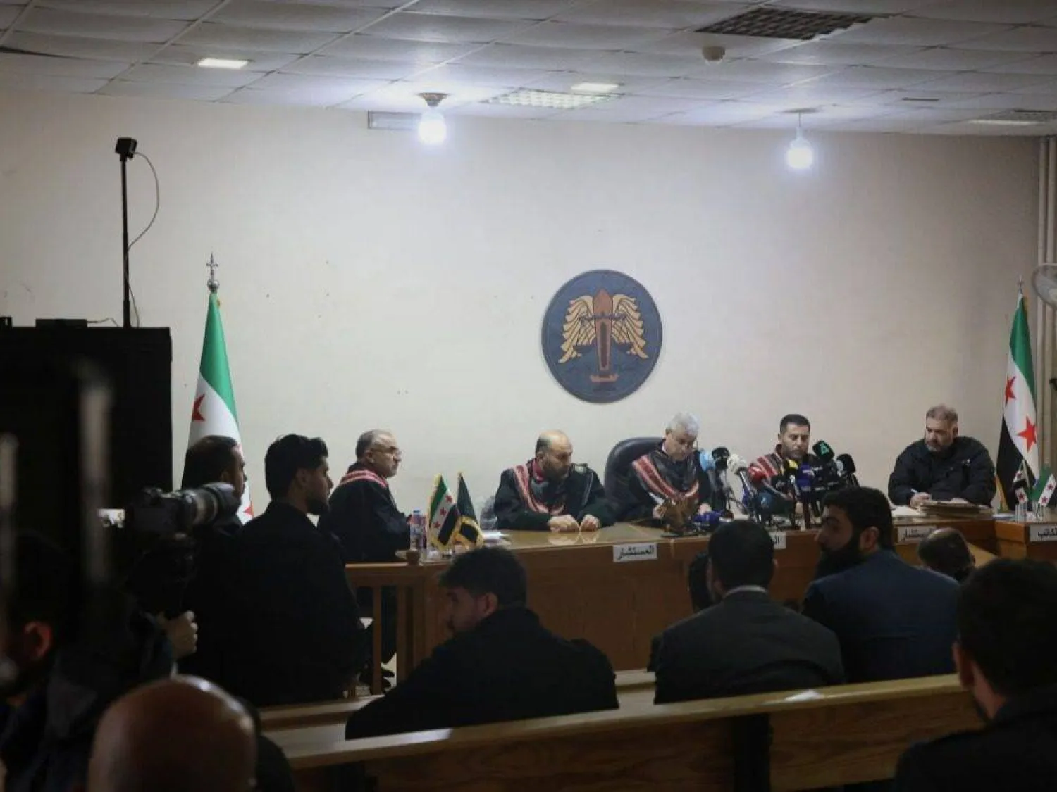  جانب من أولى جلسات المحاكمة العلنية للمتهمين بأحداث الساحل في مدينة حلب (سانا)