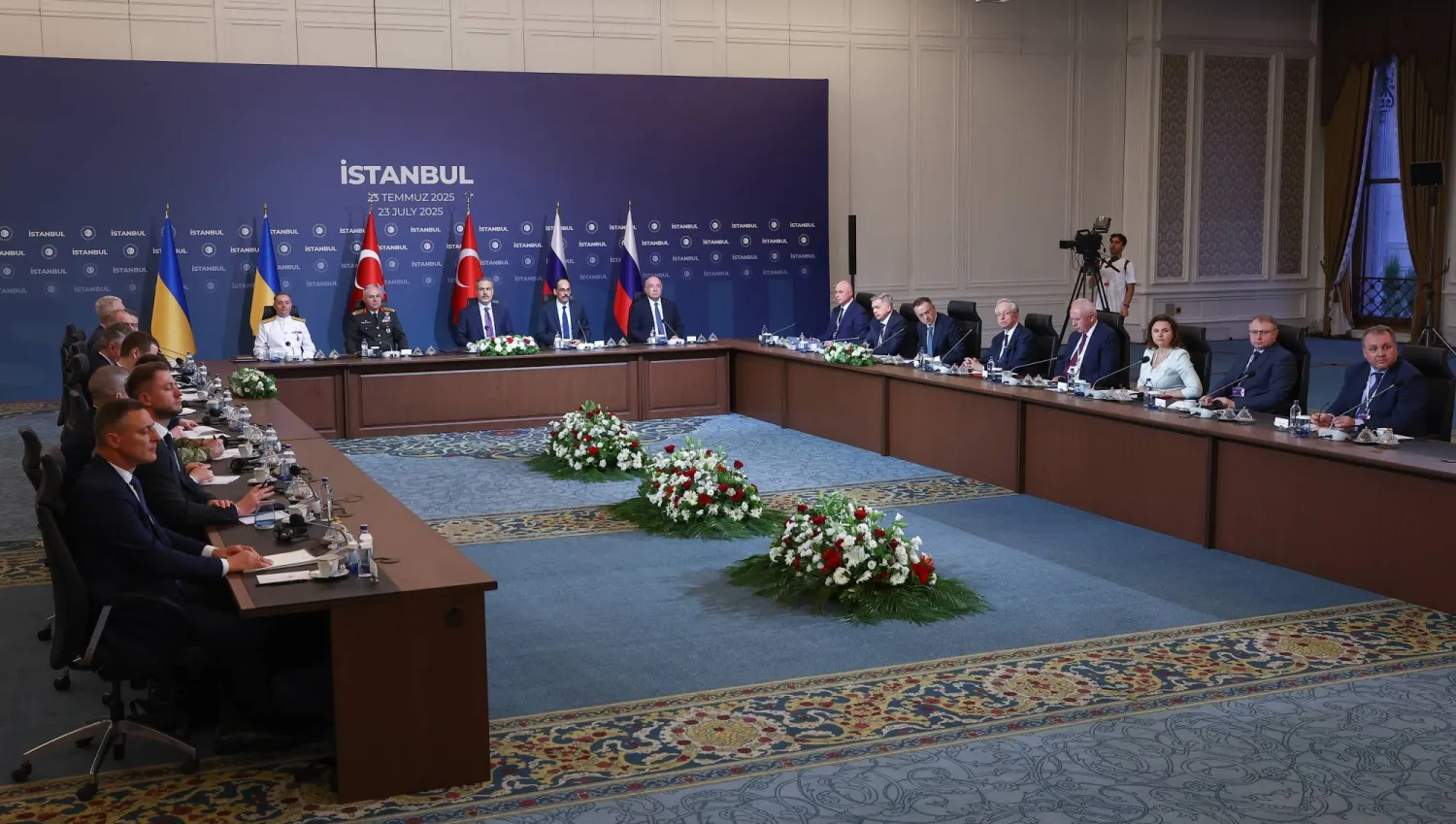 جانب من جولة المفاوضات المباشرة الثالثة بين الوفدين الروسي والأوكراني في إسطنبول في 23 يوليو الماضي (د.ب.أ)