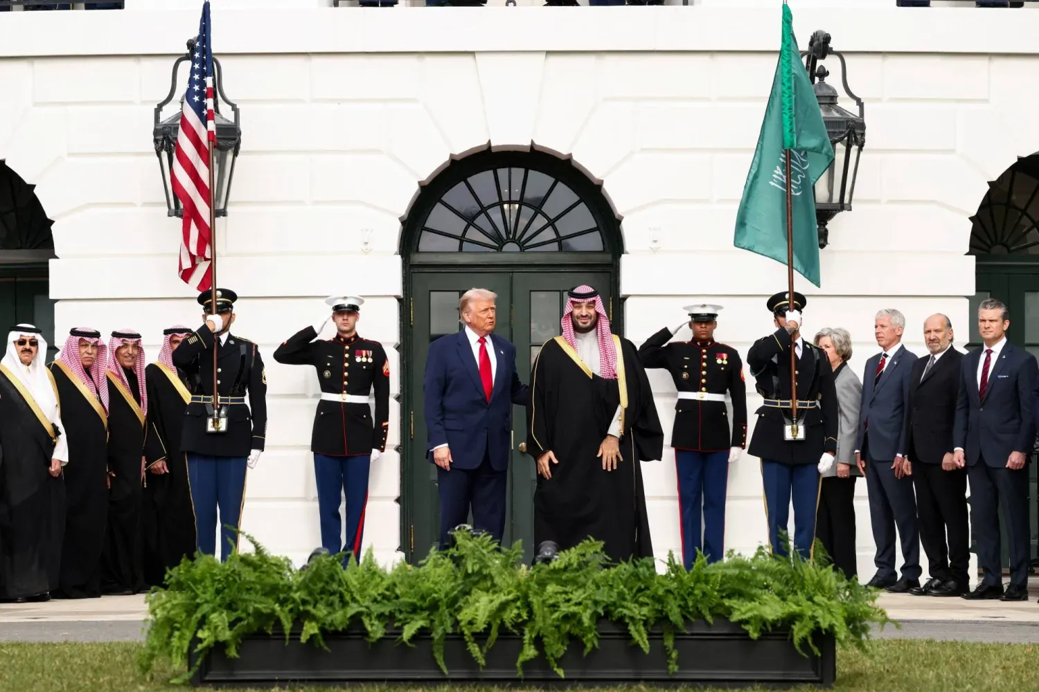 Veliaht Prens Muhammed bin Selman, Beyaz Saray’da Trump ile bir araya geldi