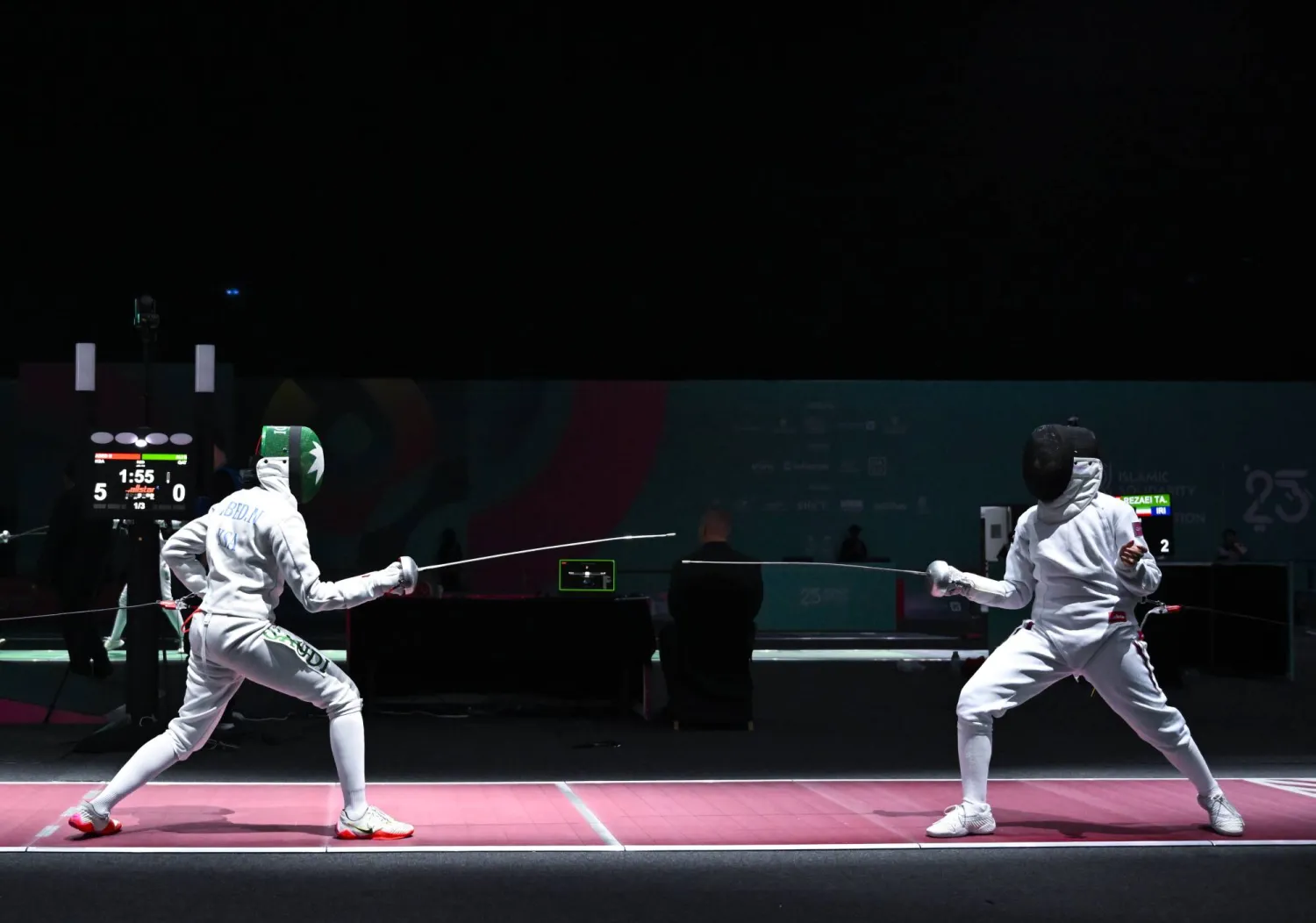 جانب من منافسات المبارزة في دورة ألعاب التضامن الإسلامي (الشرق الأوسط) 