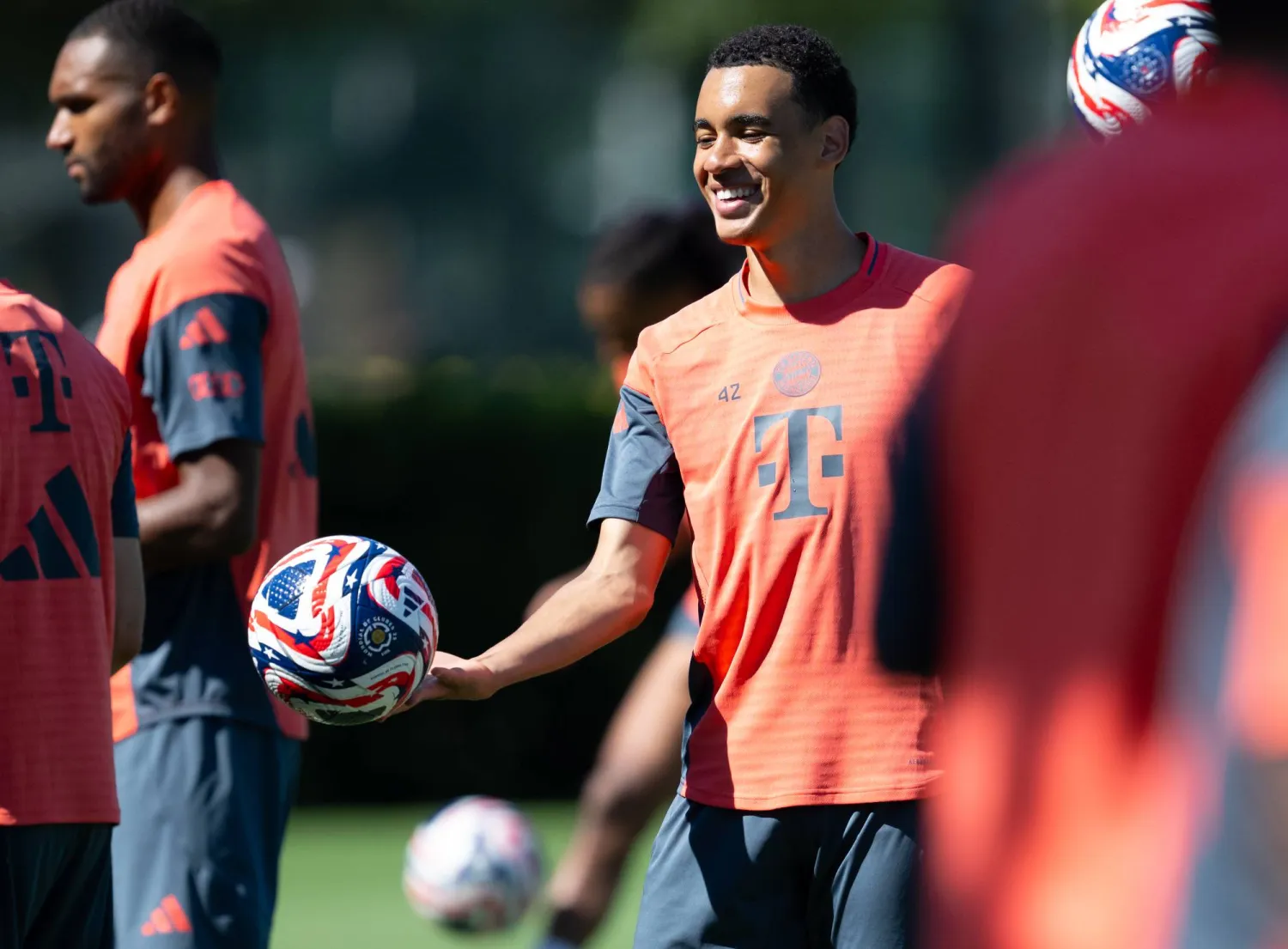 جمال موسيالا (د.ب.أ)