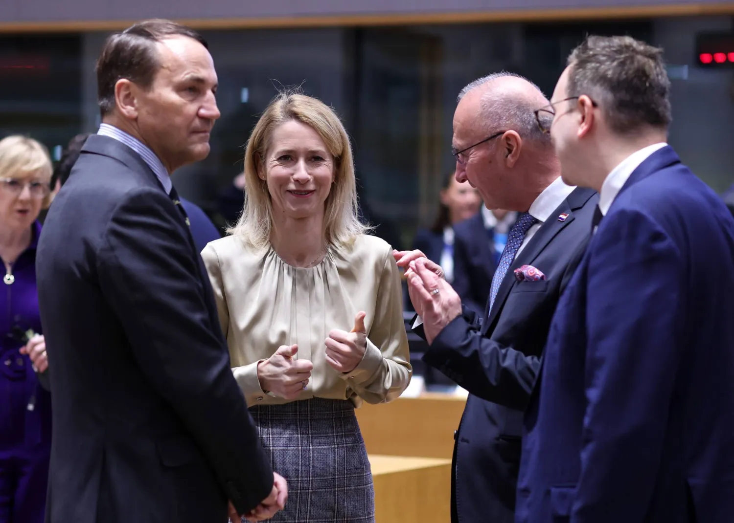 وزراء خارجية أوروبيون خلال مجلس الشؤون الخارجية للاتحاد الأوروبي في بروكسل ببلجيكا 20 نوفمبر 2025 يجتمع وزراء خارجية الاتحاد الأوروبي لمعالجة مجموعة ملفات منها الحرب الروسية على أوكرانيا واحتمال فرض حزمة عقوبات جديدة ضد موسكو (إ.ب.أ)