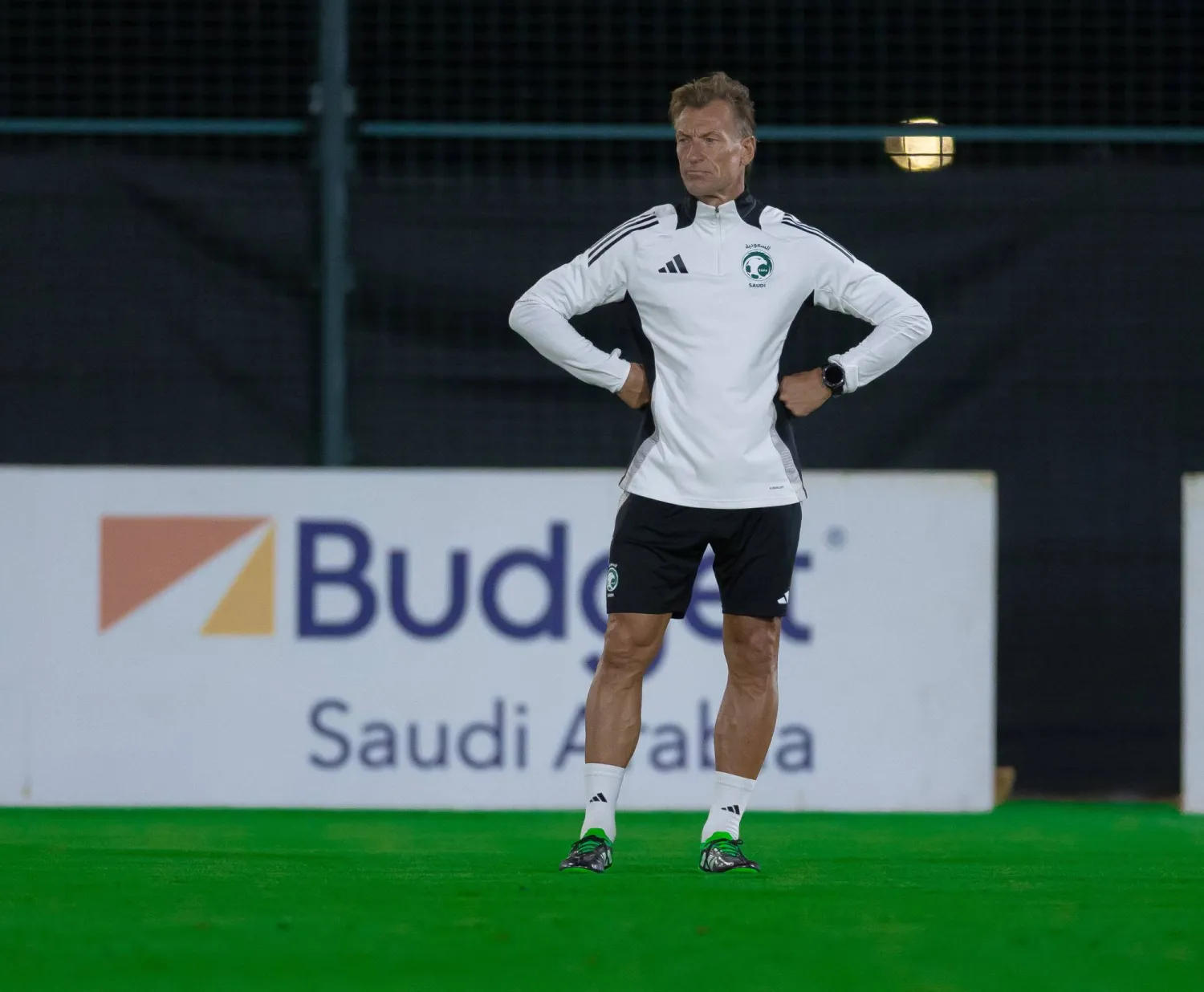 الفرنسي رينارد ضم 23 لاعباً لقائمة كأس العرب (المنتخب السعودي)