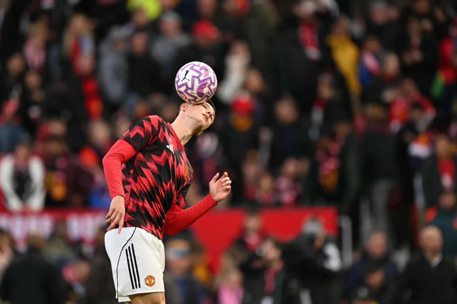 بنيامين سيسكو مهاجم مان يونايتد (أ.ف.ب)