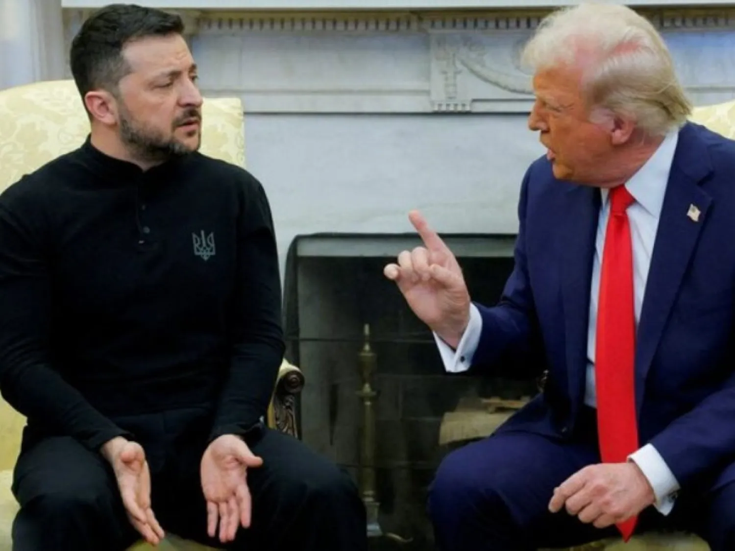 ترمب وزيلينسكي خلال لقائهما في البيت الأبيض فبراير 2025 (أرشيفية - رويترز) 