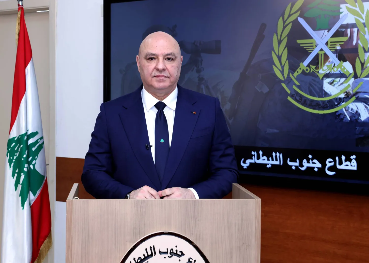 الرئيس اللبناني جوزيف عون يعلن مبادرته للحل مع إسرائيل من ثكنة للجيش في الجنوب مساء الجمعة (الرئاسة اللبنانية)