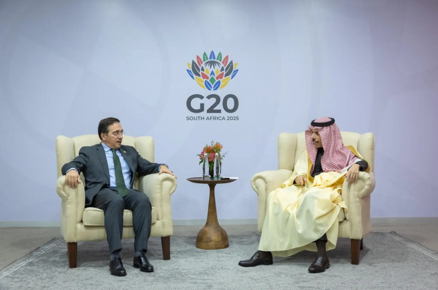 وزير الخارجية السعودي ونظيره الإسباني خوسيه مانويل ألباريس (واس)