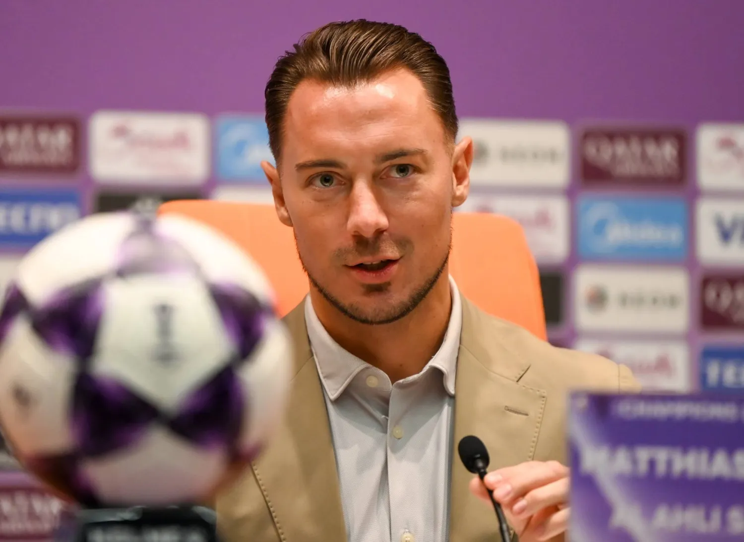 ماتياس يايسله خلال المؤتمر الصحافي (علي خمج)