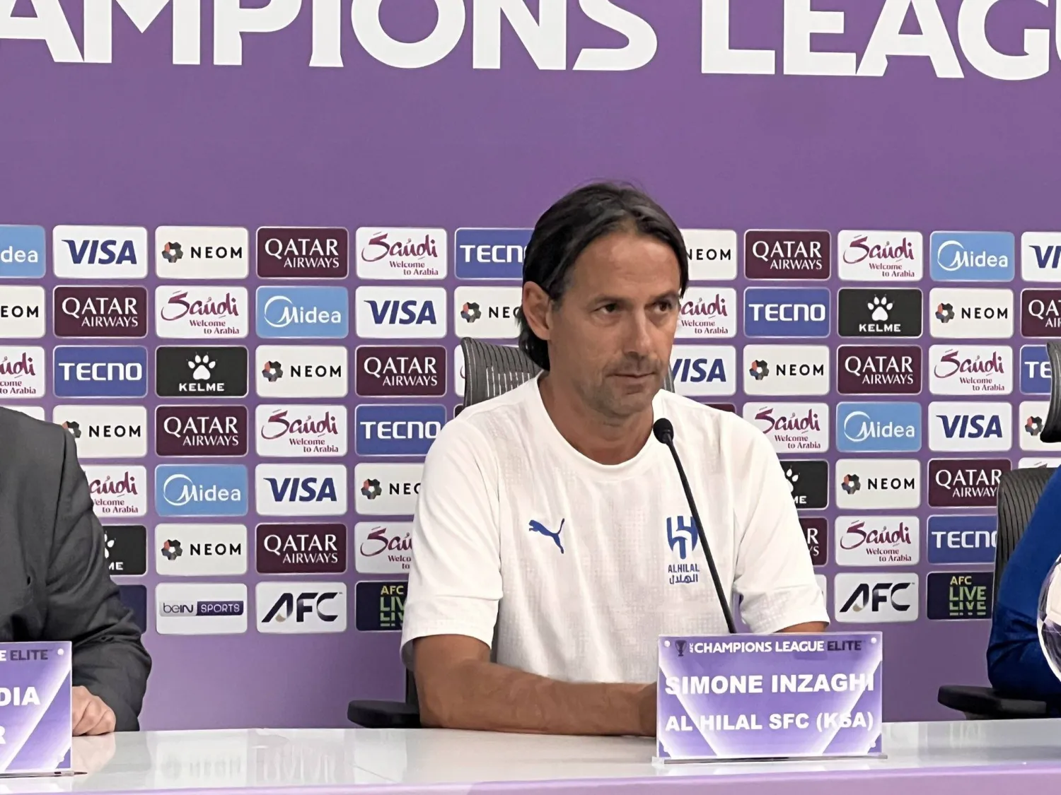 سيموني إنزاغي خلال المؤتمر الصحافي (الشرق الأوسط)