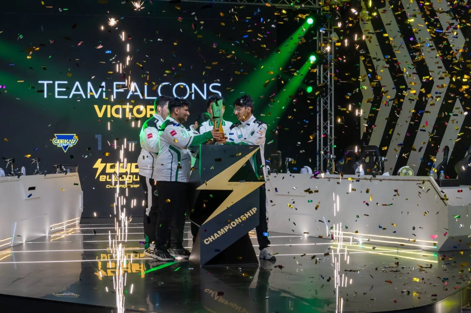 فريق تيم فالكنز قدم أداءً مثالياً (الاتحاد السعودي للرياضات الإلكترونية)