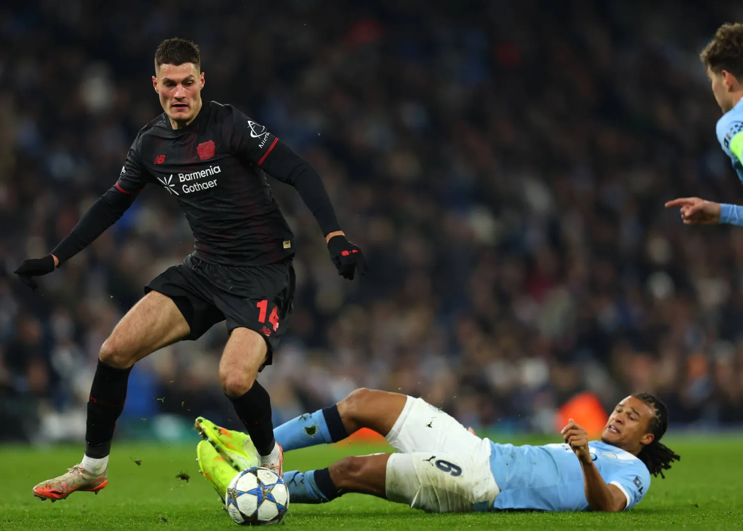 ليفركوزن يصعق مانشستر سيتي بهدفين وينهي سلسلة رائعة على أرضه (إ.ب.أ)