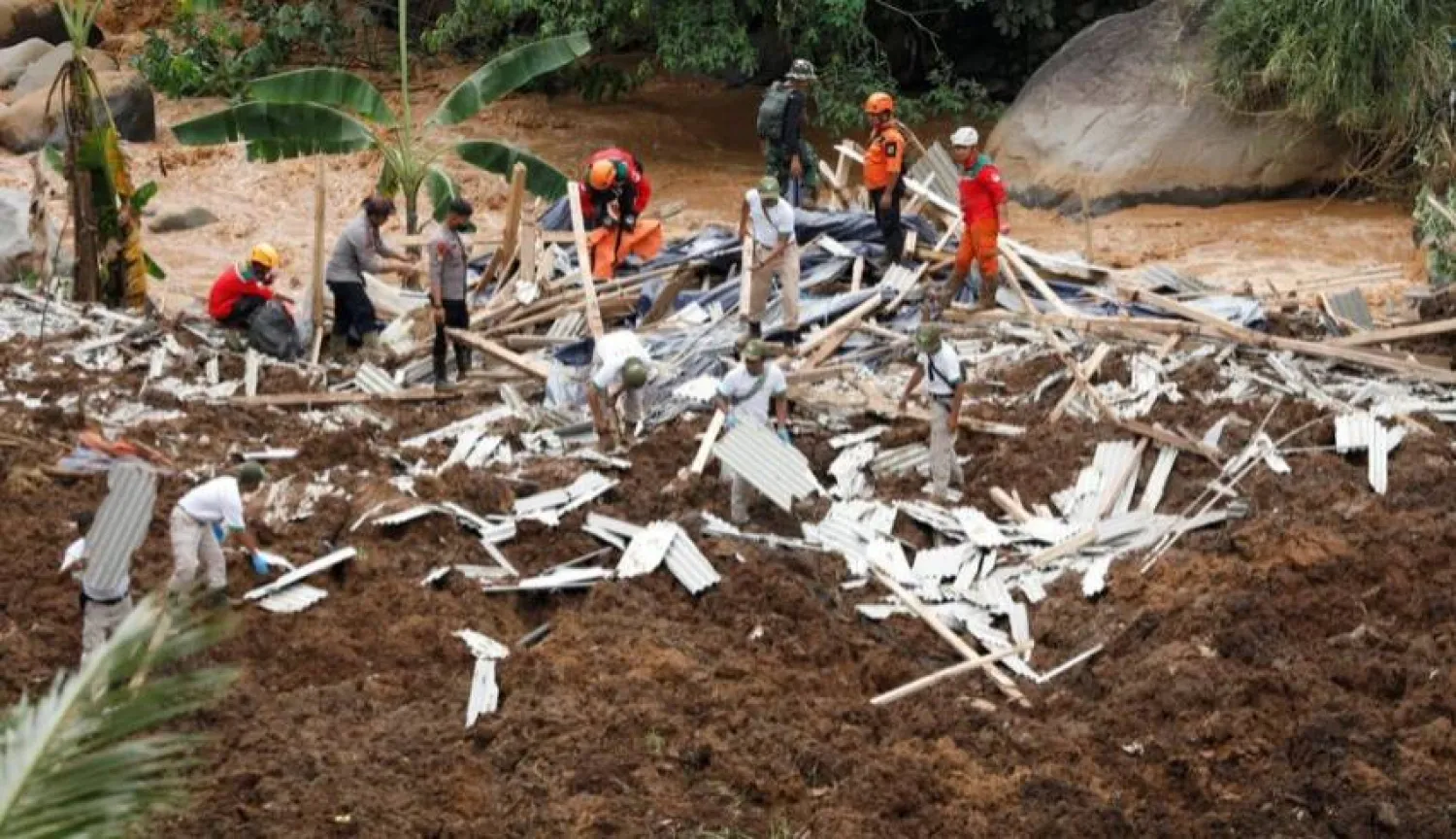 جانب من الأضرار جراء زلزال ضرب إندونيسيا عام 2022 (أرشيفية - رويترز)