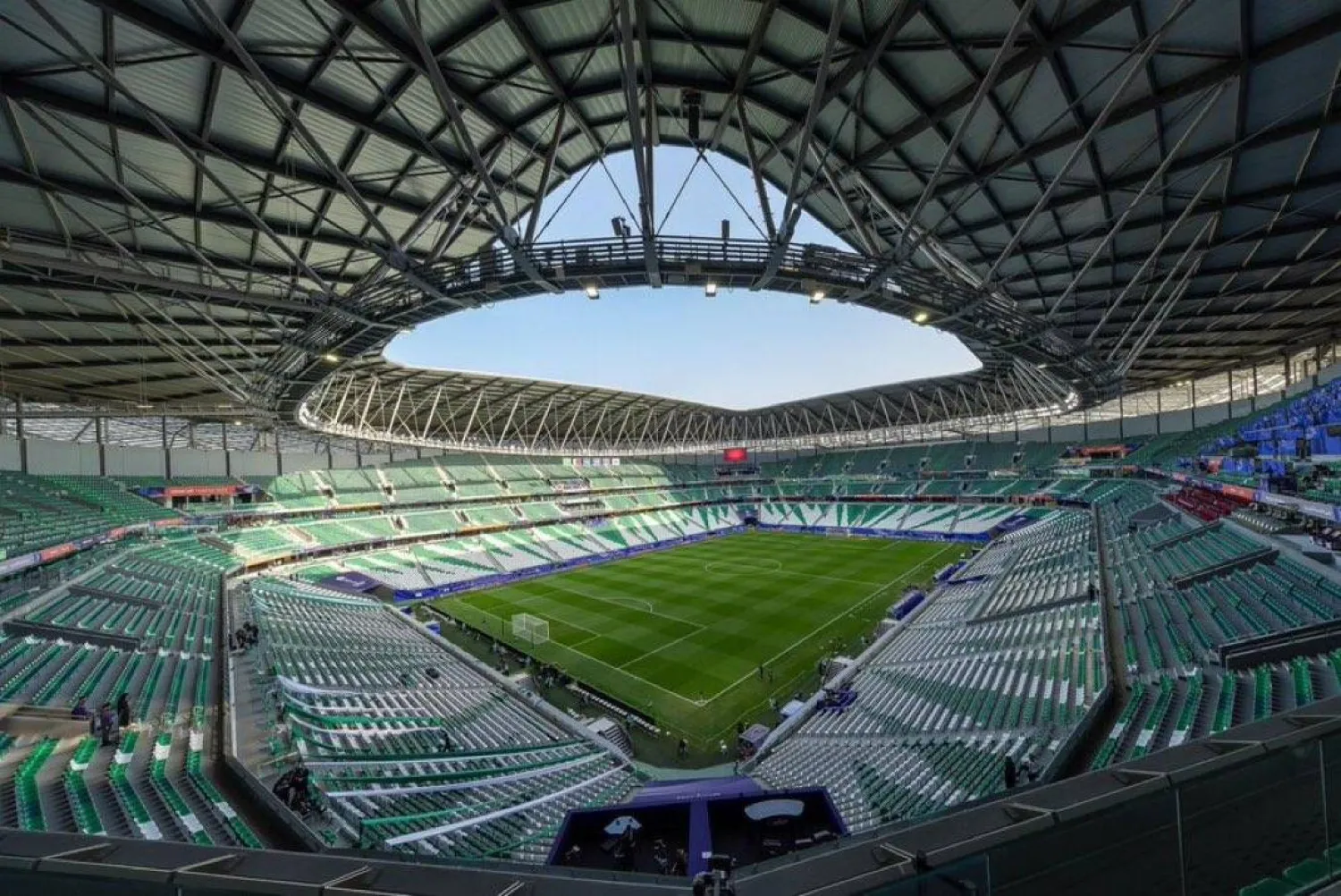 استاد المدينة التعليمية حيث ستقام مباريات من البطولة التي تستضيفها قطر (الشرق الأوسط)