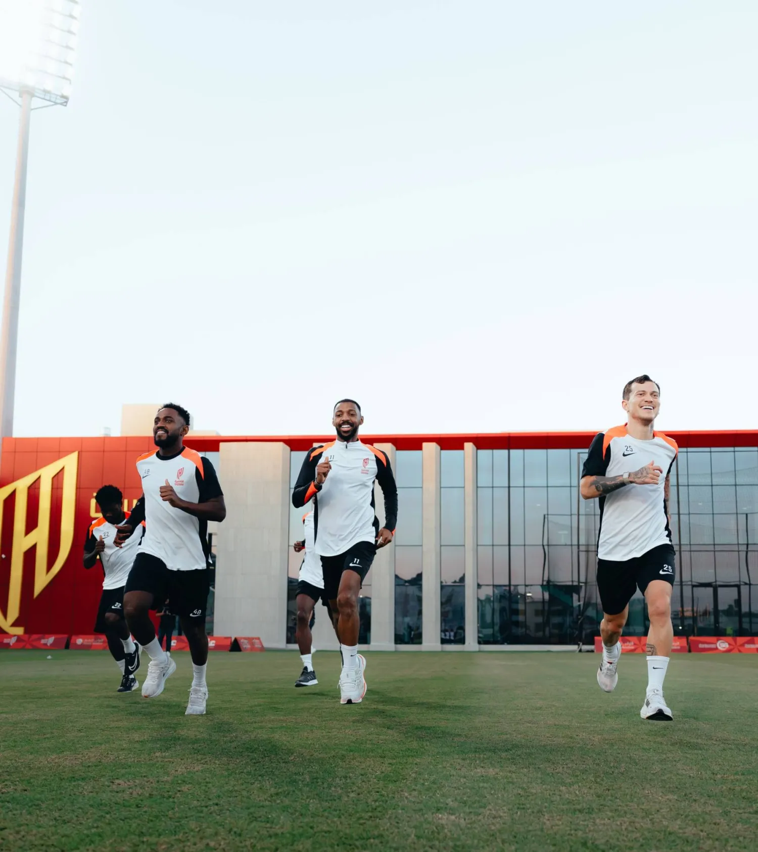 من استعدادات القادسية للمباراة (موقع النادي)