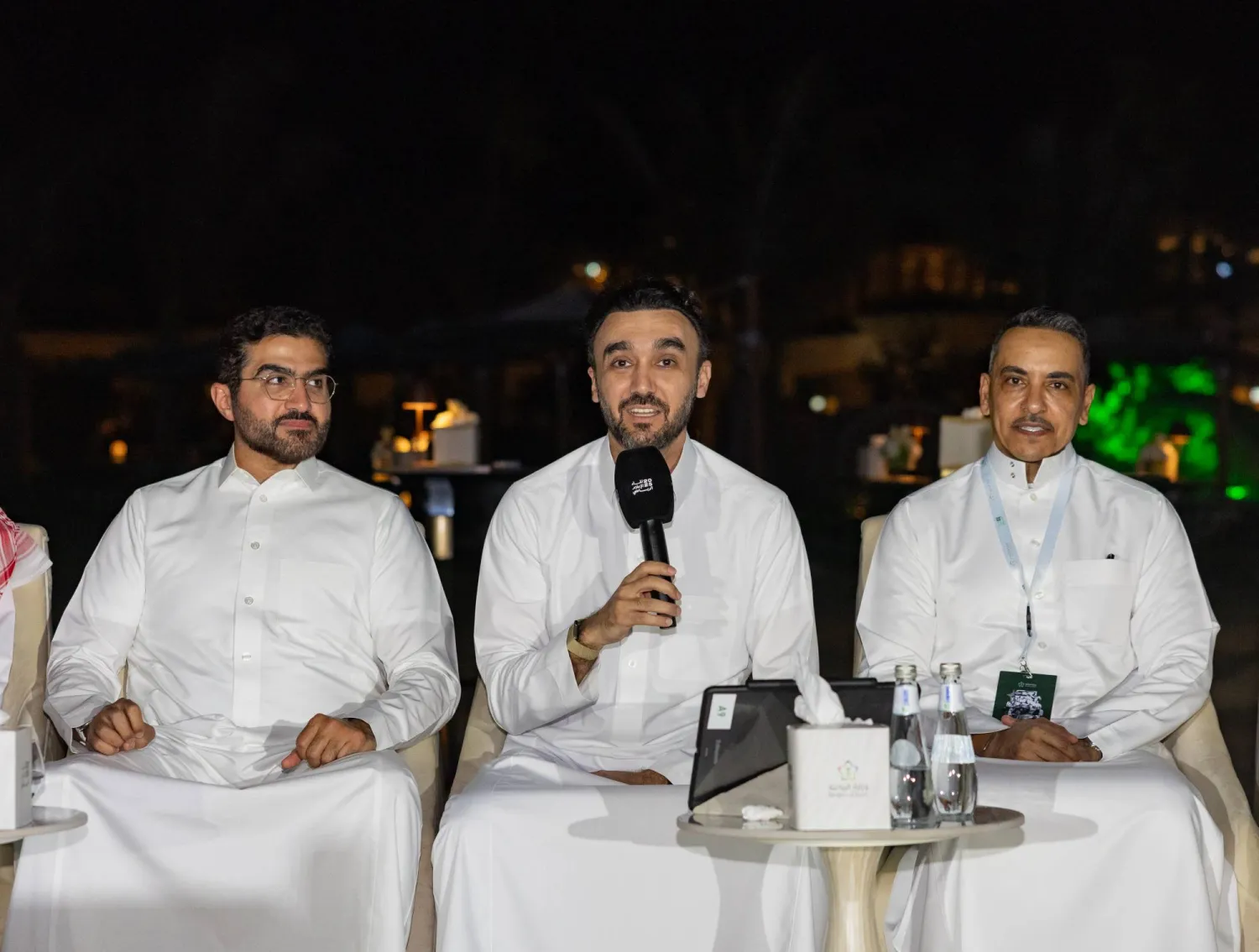 وزير الرياضة الفيصل يتحدث بحضور وزير الإعلام سلمان الدوسري (وزارة الرياضة)