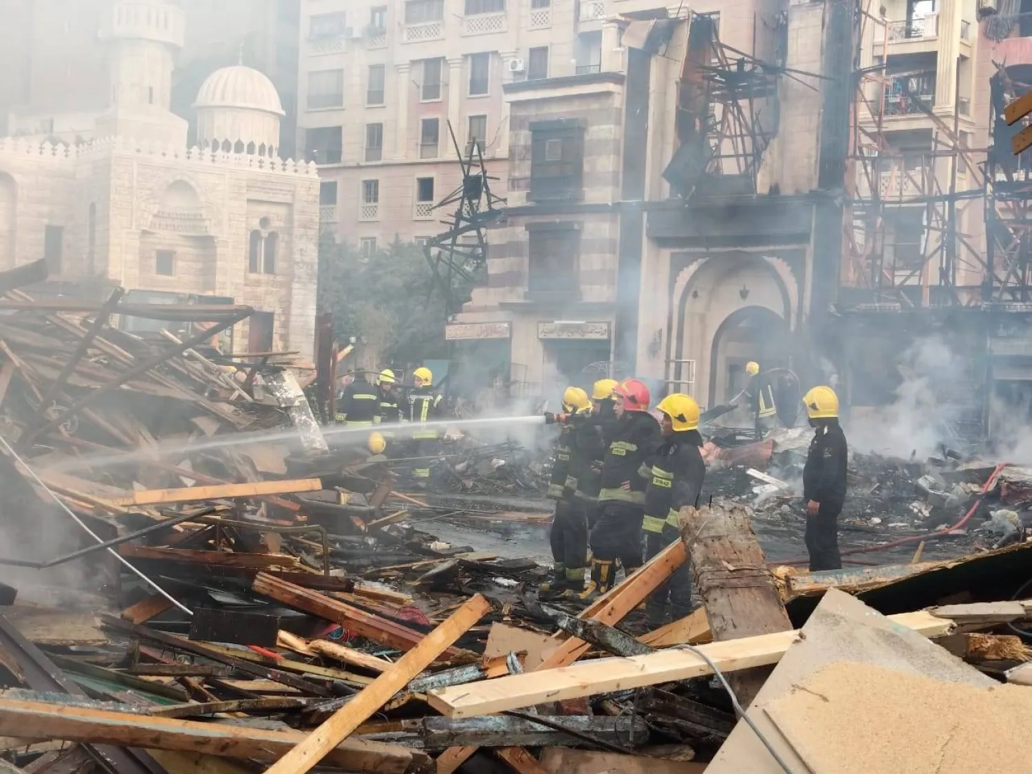 استمرت عملية تبريد النيران عدة ساعات (محافظة الجيزة)