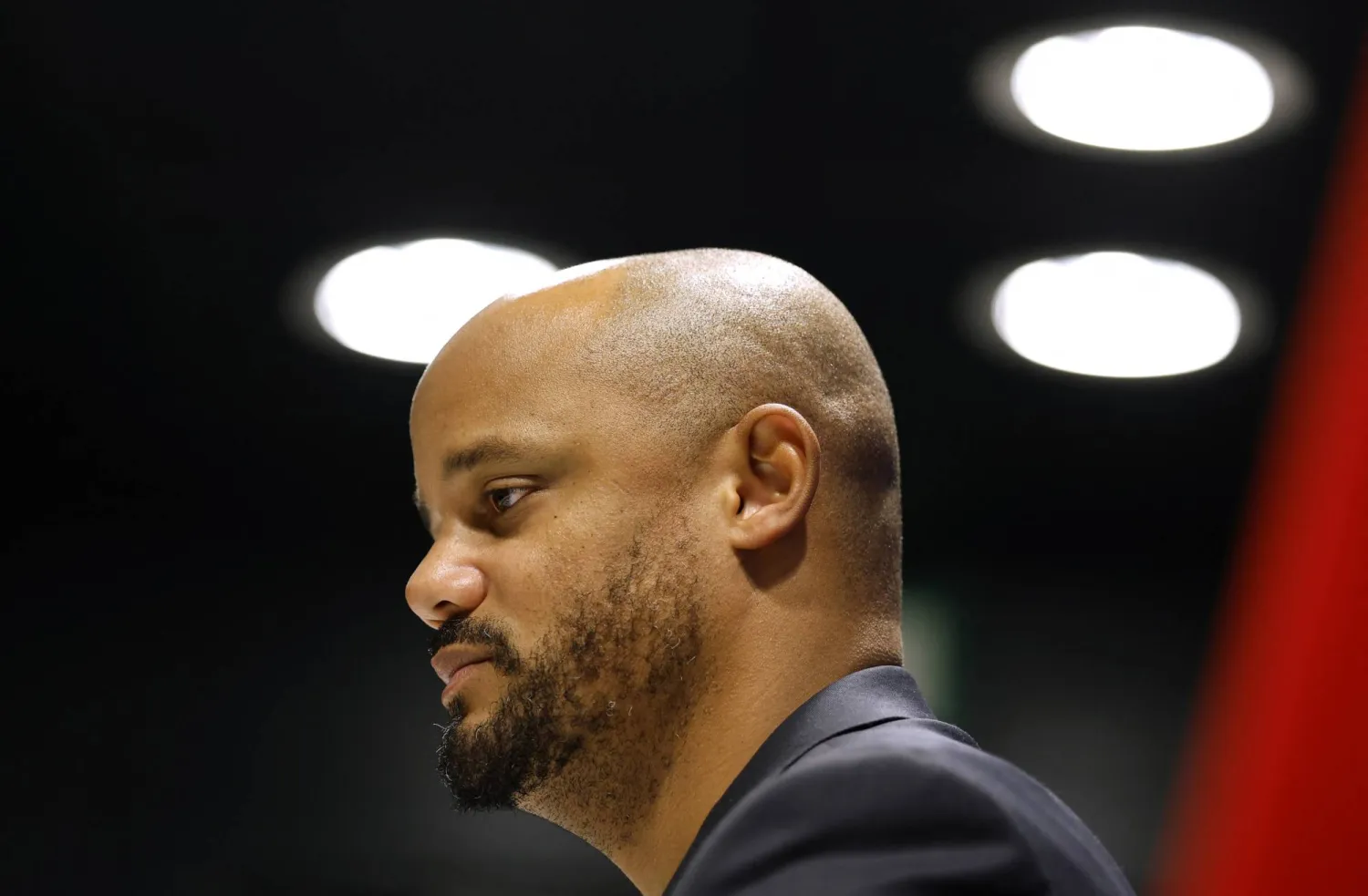 فنسن كومباني مدرب بايرن ميونيخ (رويترز)