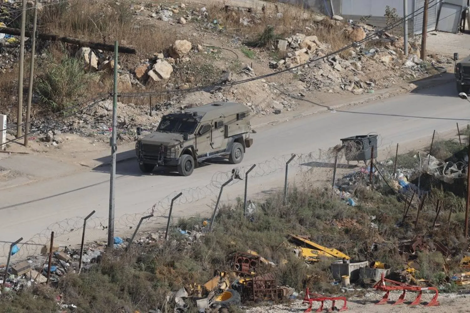 Israeli troops conduct a military operation at Al Fara'a refugee camp near the West Bank city of Tubas, 28 November 2025. (EPA) 