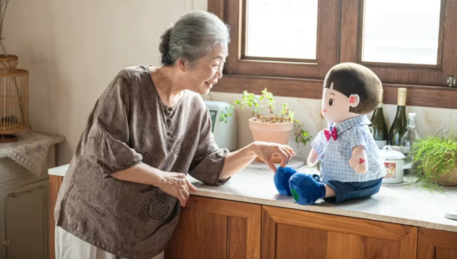 صورة نشرتها شركة «هيودول» للدمية الروبوت