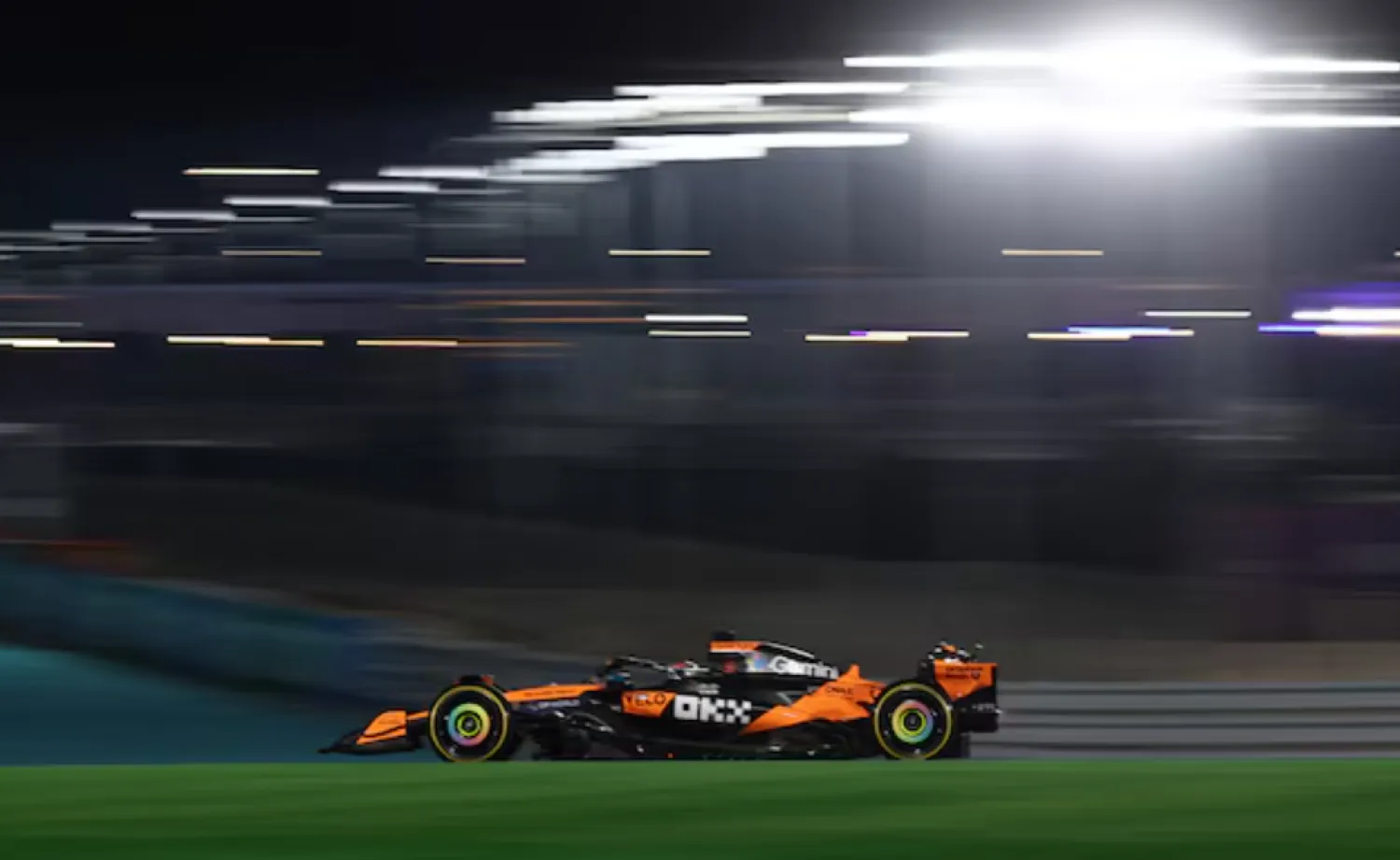 FILE PHOTO: Formula One F1 - Qatar Grand Prix - Lusail International Circuit, Lusail, Qatar - November 29, 2025 McLaren's Oscar Piastri in action during the sprint race REUTERS/Jakub Porzycki 