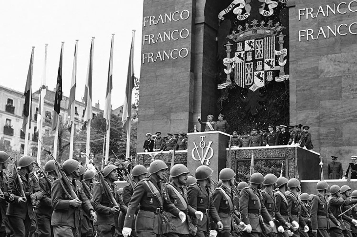 Franco'ya bağlı birlikler, 1939'da Madrid'i ele geçirmişti (Reuters)