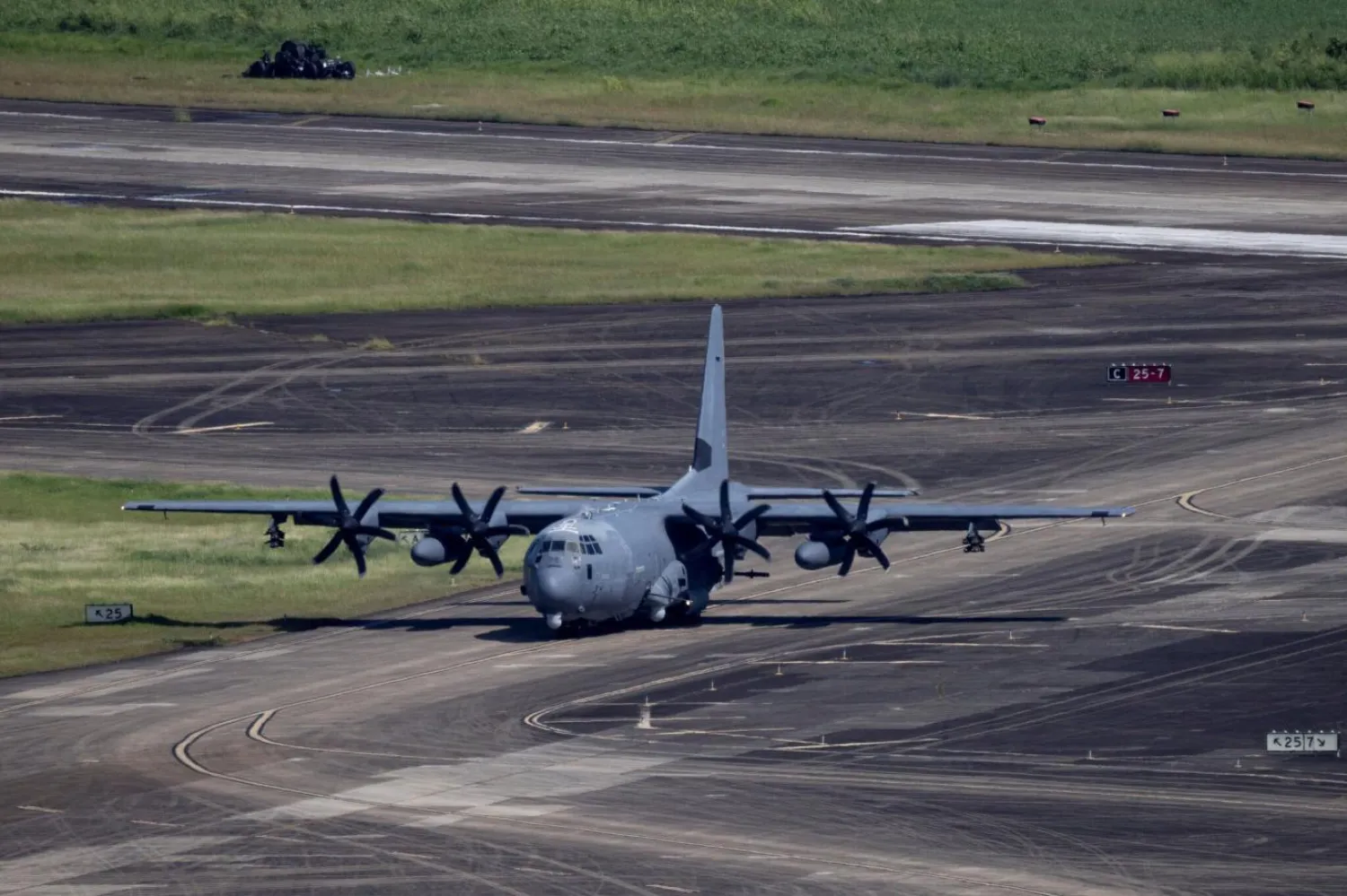 ABD ordusu, Ghostrider uçaklarından Porto Riko'ya da konuşlandırmıştı (Reuters)