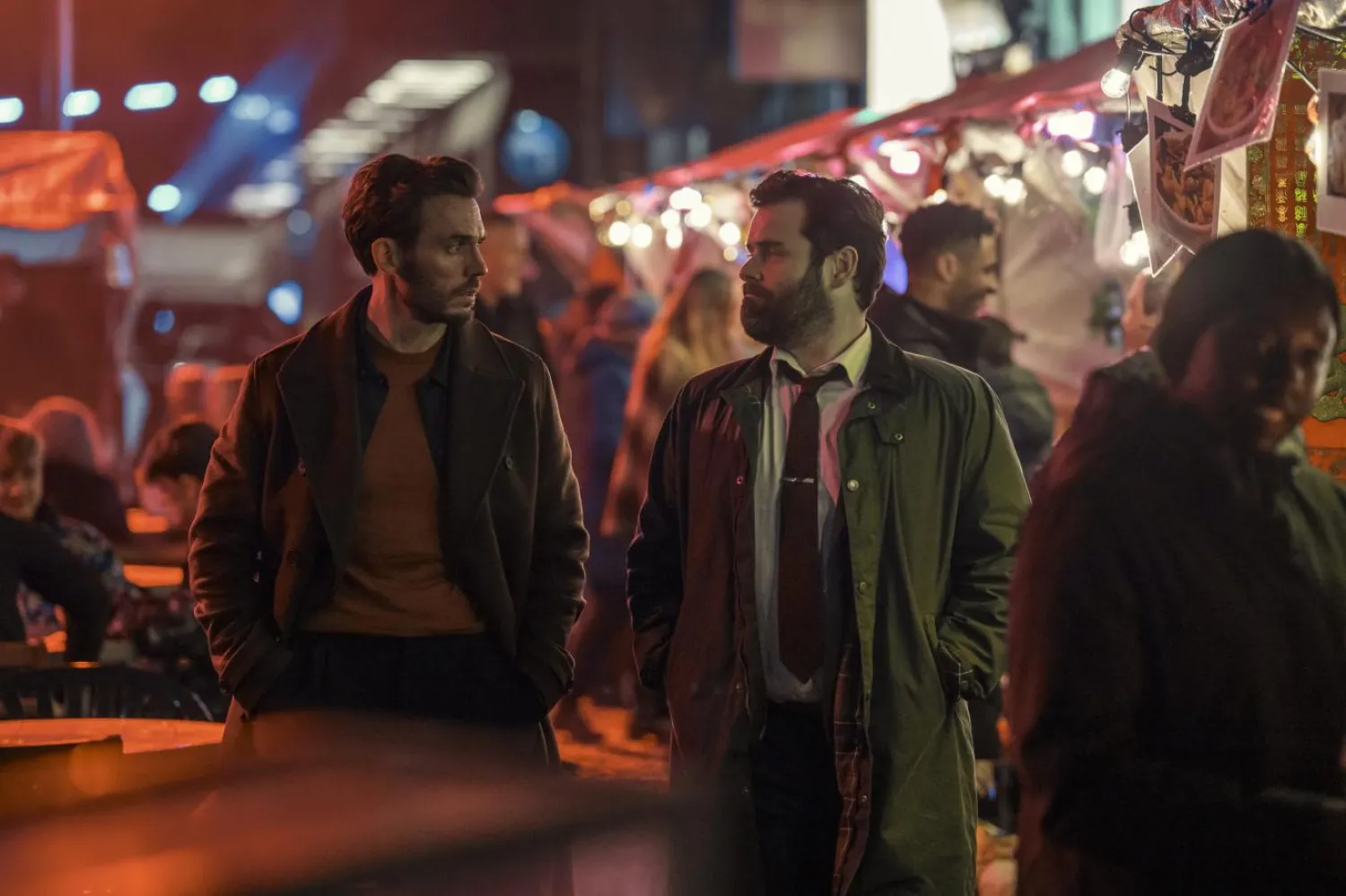 Yeni dizide adli psikiyatrist Dr. Joel "Laz" Lazarus, kendini bir cinayet komplosunun ve katili bulma mücadelesinin içinde buluyor (Amazon Prime Video)