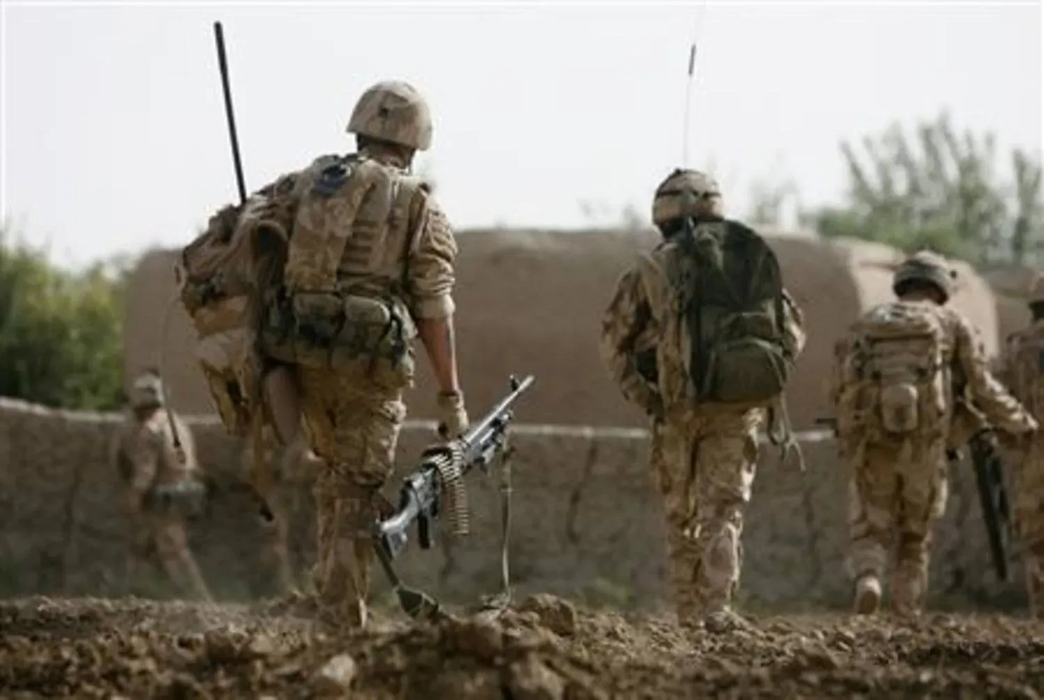 Afganistan'daki İngiliz askerleri, 2009 (Arşiv – Reuters)