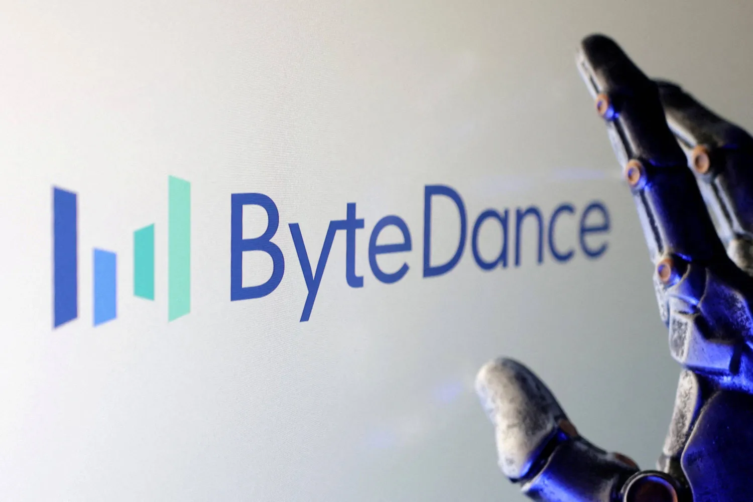 FILE PHOTO: Bytedance logo is seen in this illustration taken February 8, 2025. REUTERS/Dado Ruvic/Illustration/File Photo
