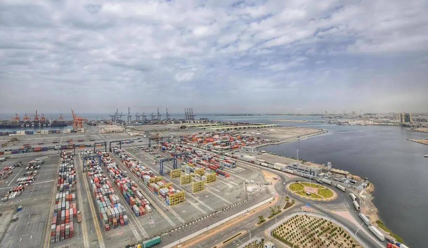 حاويات في أحد المواني السعودية (واس)