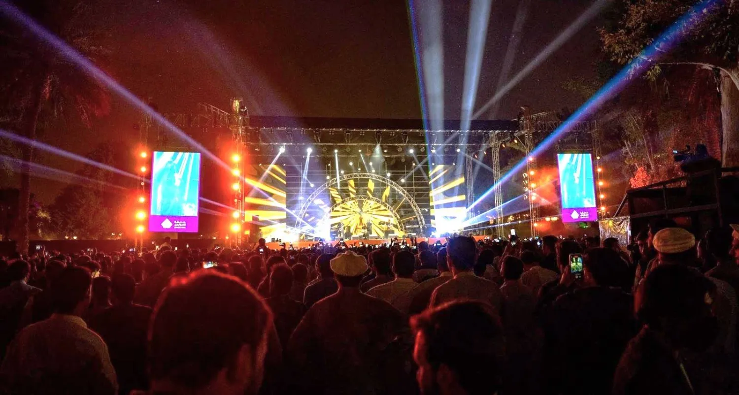 شهدت «أيام الثقافة الباكستانية» مشاركة نخبة من المطربين الباكستانيين بحضور آلاف الزوار (واس)