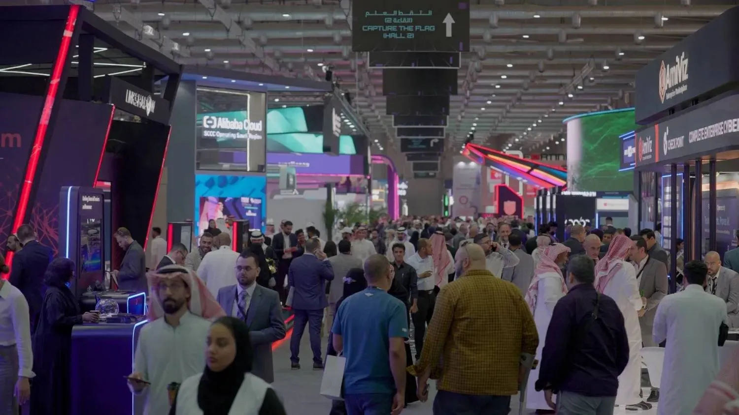 تدعم فعالية «بلاك هات» جهود السعودية في بناء قطاع سيبراني متقدم (تصوير: تركي العقيلي)