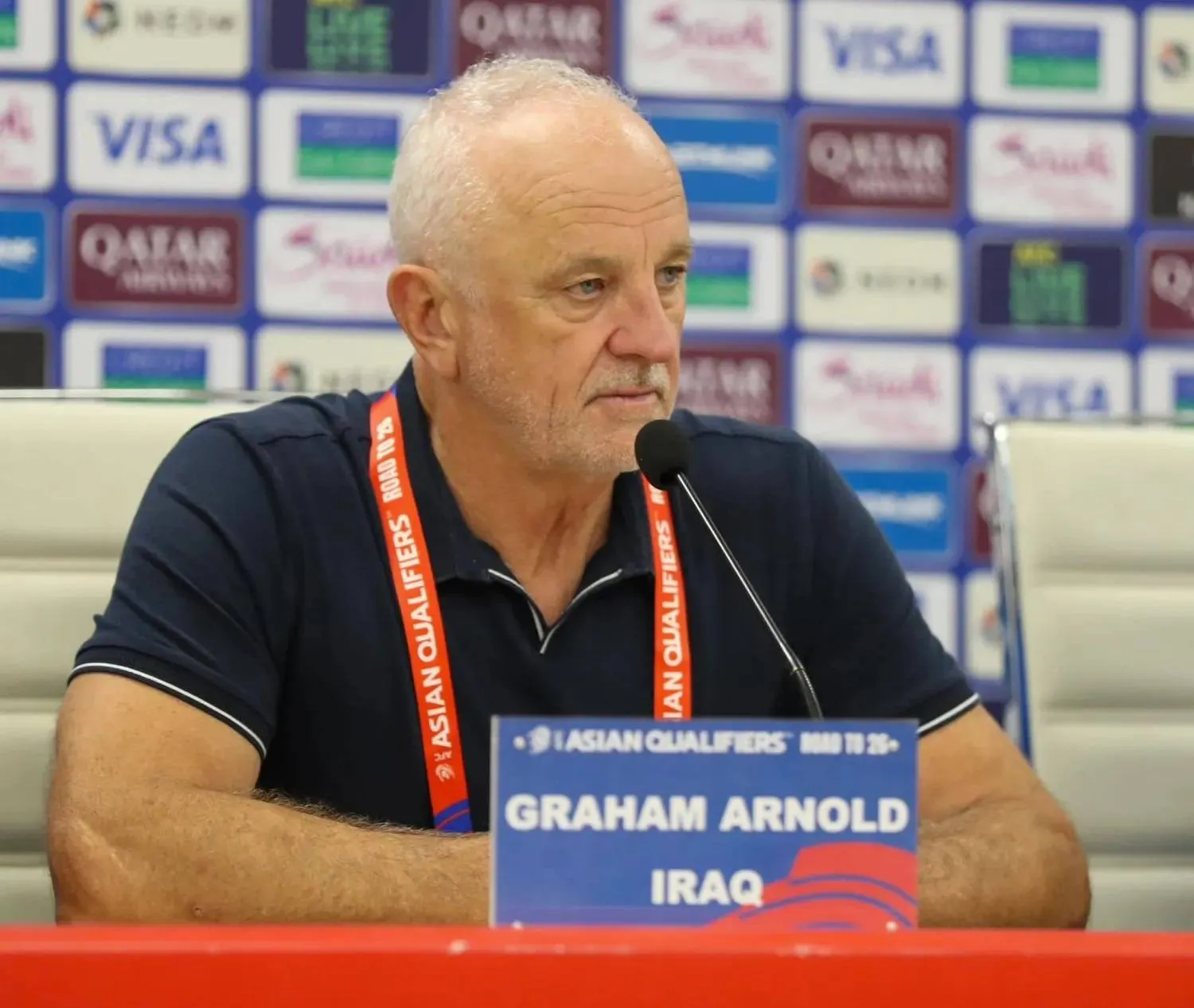 غراهام أرنولد مدرب العراق (الشرق الأوسط)
