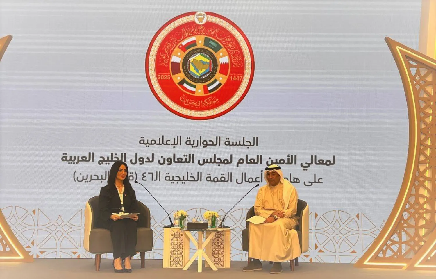 جاسم محمد البديوي الأمين العام لمجلس التعاون لدول الخليج العربية خلال حوار مع الإعلاميين في المنامة (الشرق الأوسط)