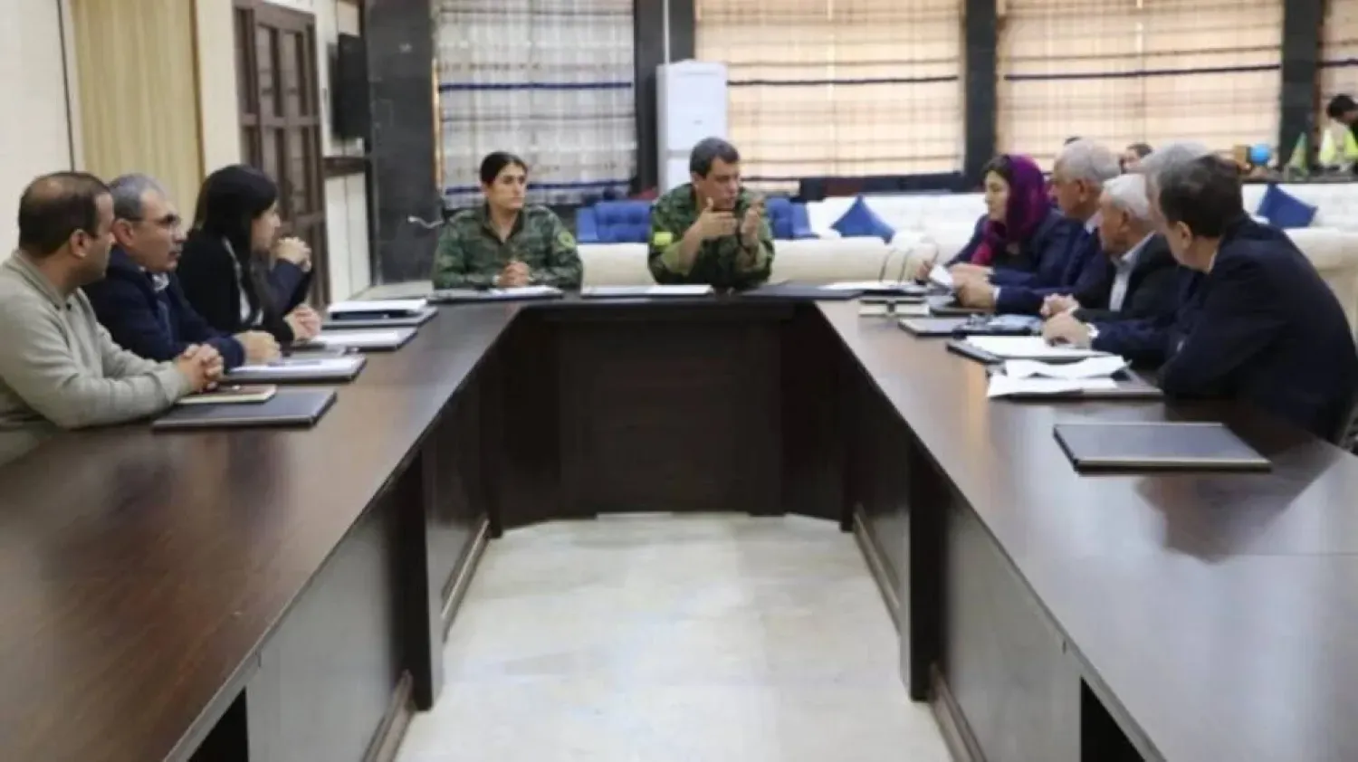 SDG lideri Mazlum Abdi ile Suriye Kürt Ulusal Konseyi liderleri arasında daha önceki bir toplantı