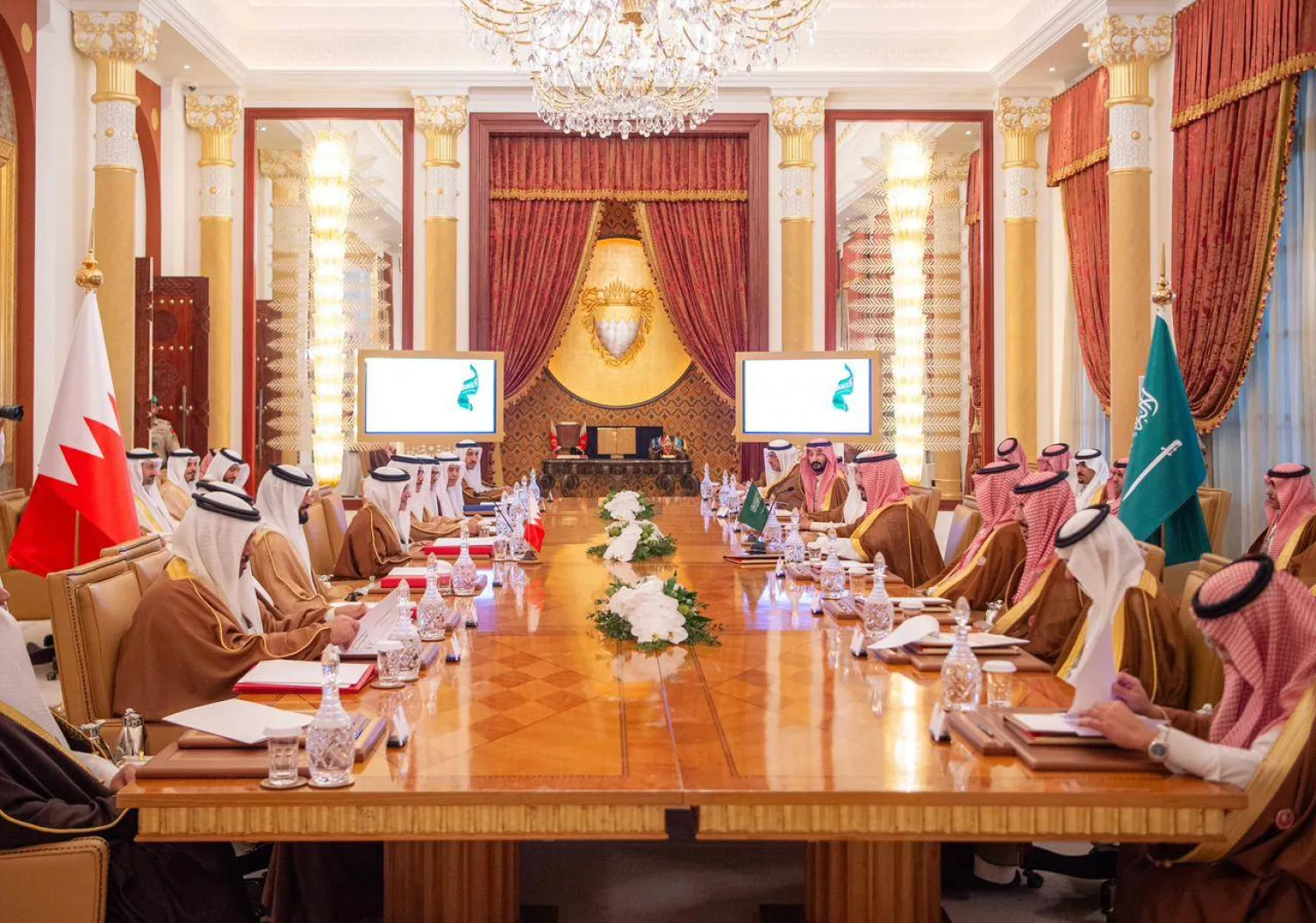 جانب من الاجتماع الرابع لمجلس التنسيق السعودي - البحريني في المنامة الأربعاء (واس)