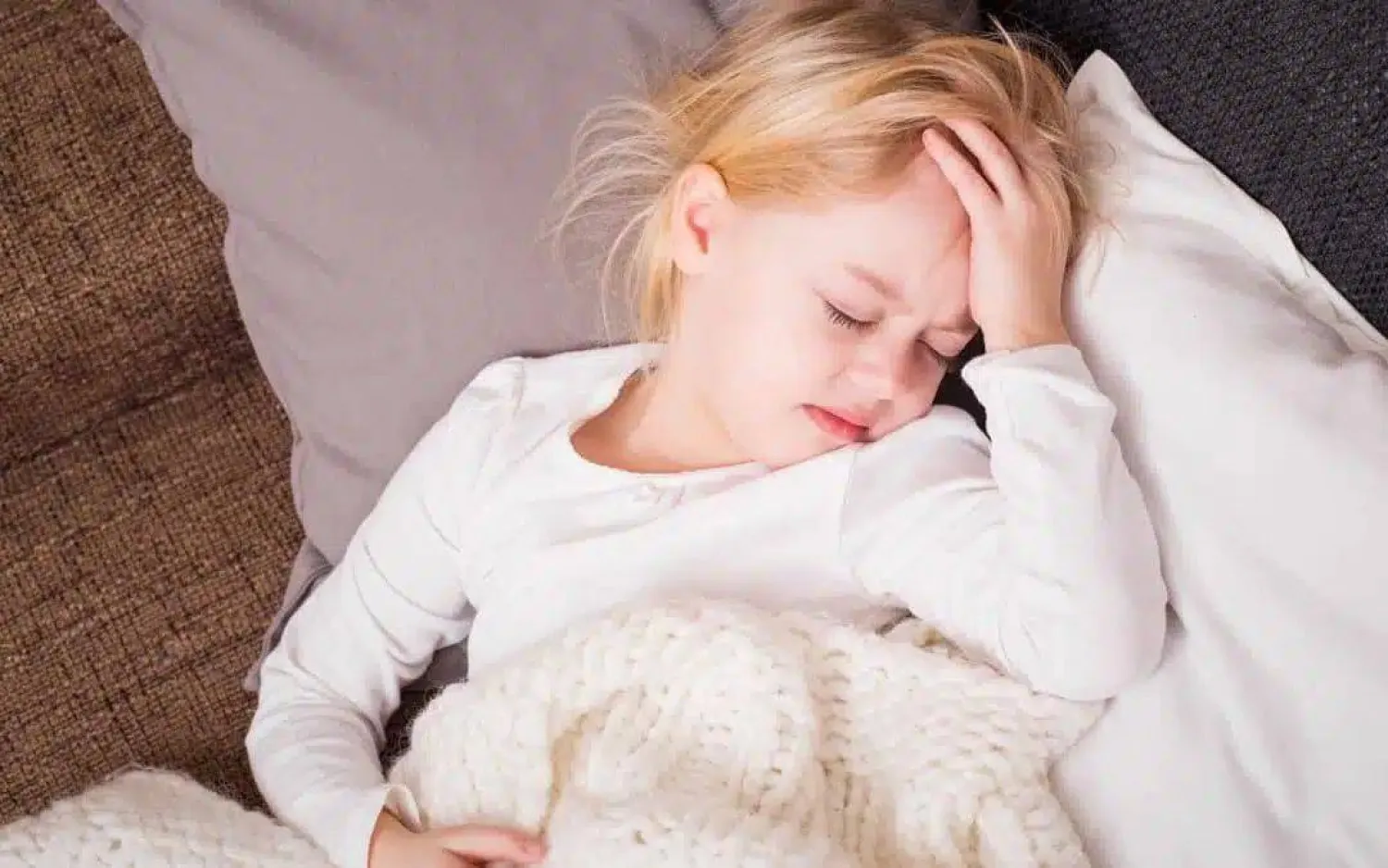 الصداع النصفي لدى الأطفال... ألم في الرأس وآخر في البطن