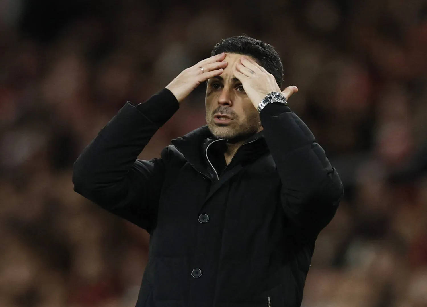 أرتيتا مطالب بحلول بديلة في مواجهة أستون فيلا (رويترز) 